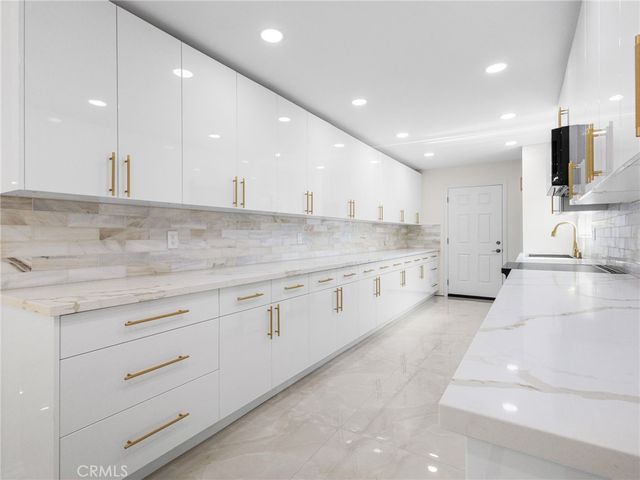15951 Bahama, North Hills, CA 91343