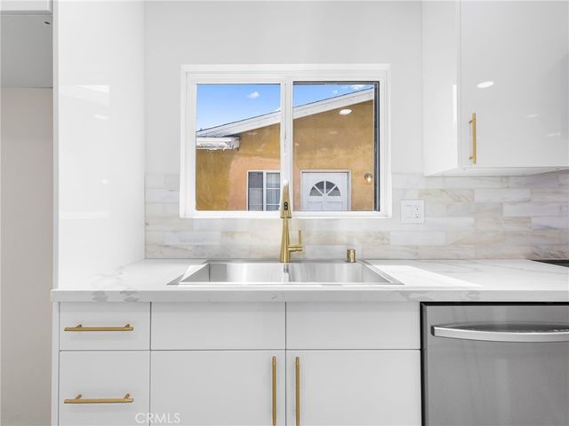 15951 Bahama, North Hills, CA 91343