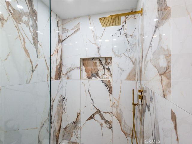 15951 Bahama, North Hills, CA 91343