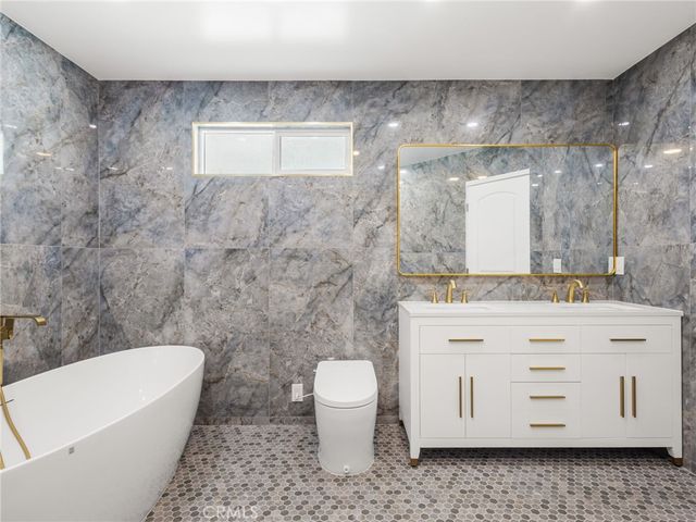15951 Bahama, North Hills, CA 91343