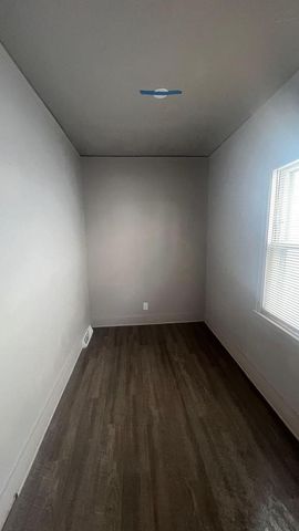 1225 W Keefe AVENUE W, Milwaukee, WI 53206