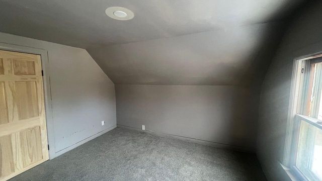 1225 W Keefe AVENUE W, Milwaukee, WI 53206