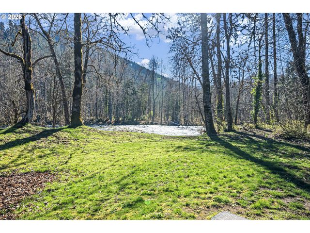 76317 KLOHN Rd, Oakridge, OR 97463