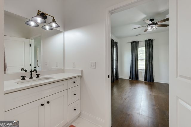 499 Little Oak Street, Athens, GA 30601