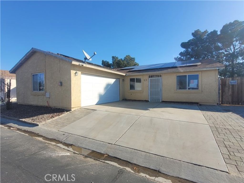 25064 Avenida Laredo, Barstow, CA 92311