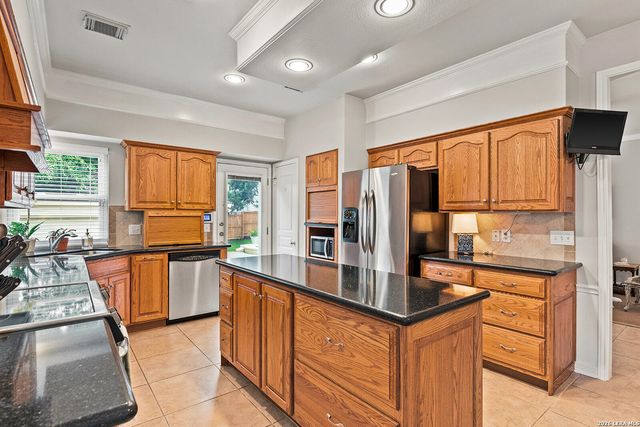 2420 Brighton Oaks, San Antonio, TX 78231