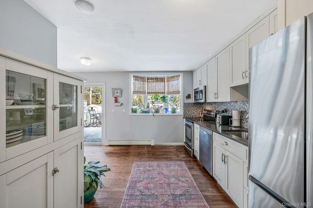 52 Grant Street, East Northport, NY 11731