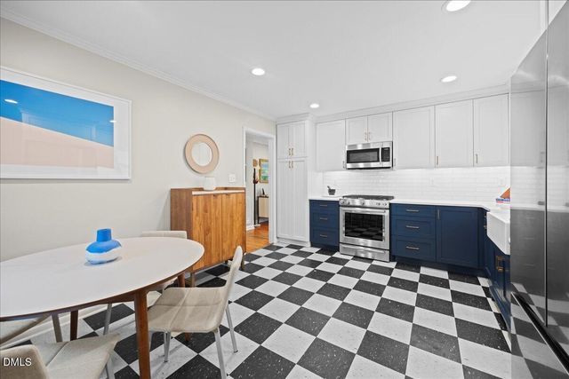 1212 Brookside Drive, Raleigh, NC 27604