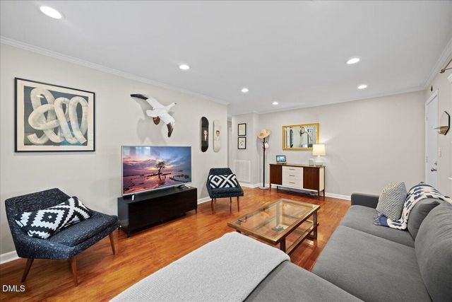 1212 Brookside Drive, Raleigh, NC 27604