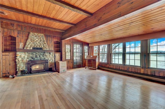 97 Lakeside Trail, Ridge, NY 11961