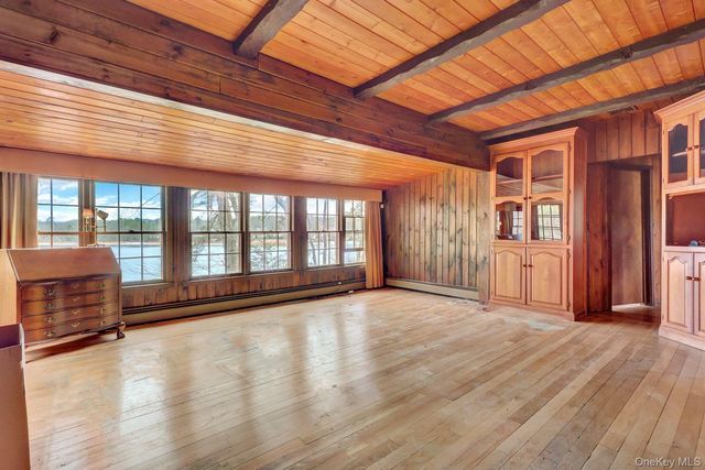 97 Lakeside Trail, Ridge, NY 11961
