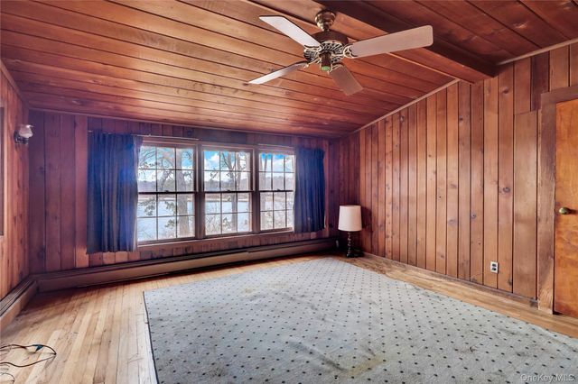 97 Lakeside Trail, Ridge, NY 11961
