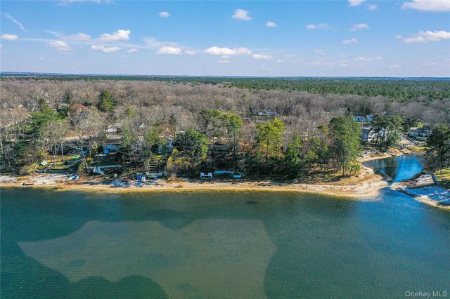 97 Lakeside Trail, Ridge, NY 11961