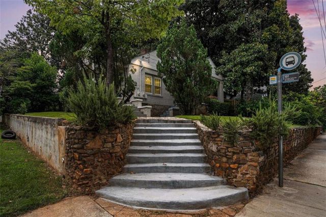 492 HEMLOCK Circle, Atlanta, GA 30316