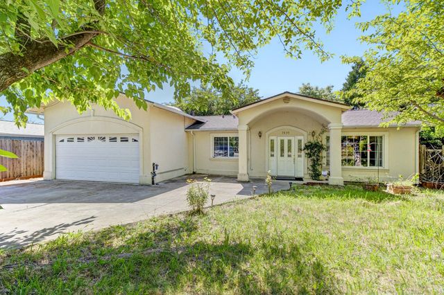 7839 Mountain Ave, Orangevale, CA 95662