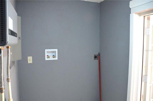 1802 HIGH STREET, Leesburg, FL 34748