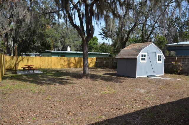 1802 HIGH STREET, Leesburg, FL 34748