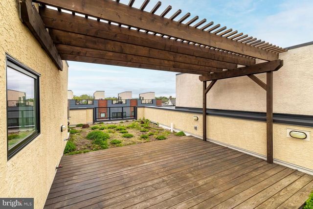 7006 PIPERS GLEN WAY, Philadelphia, PA 19119