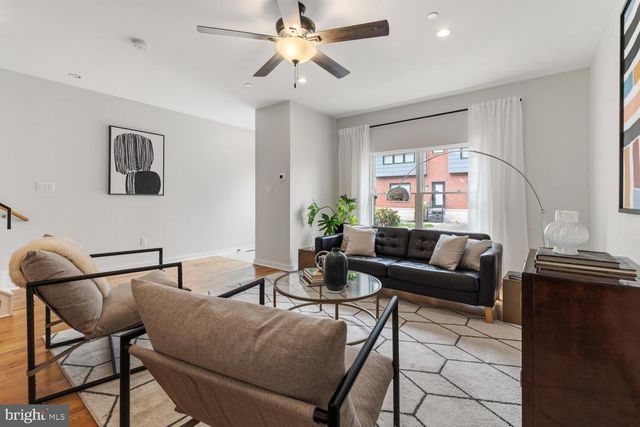 7006 PIPERS GLEN WAY, Philadelphia, PA 19119