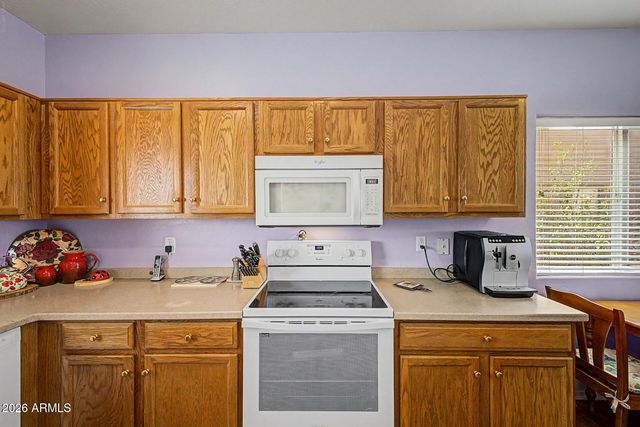 445 W REIZEN Drive, Morristown, AZ 85342