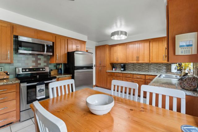 8 Imperial Drive E, West Saint Paul, MN 55118