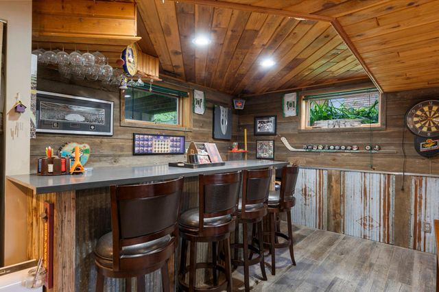 8 Imperial Drive E, West Saint Paul, MN 55118
