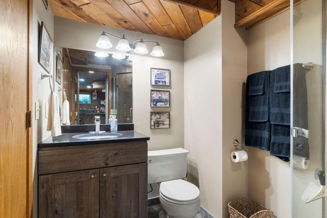 8 Imperial Drive E, West Saint Paul, MN 55118