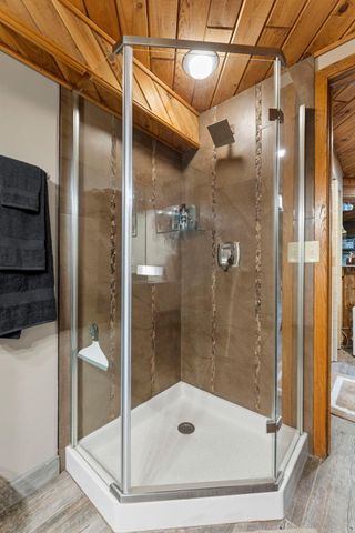 8 Imperial Drive E, West Saint Paul, MN 55118