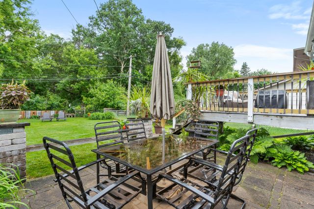 8 Imperial Drive E, West Saint Paul, MN 55118
