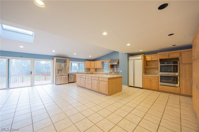 3475 Rolling Hills Drive, Pepper Pike, OH 44124