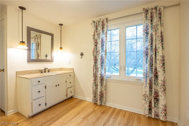 3475 Rolling Hills Drive, Pepper Pike, OH 44124