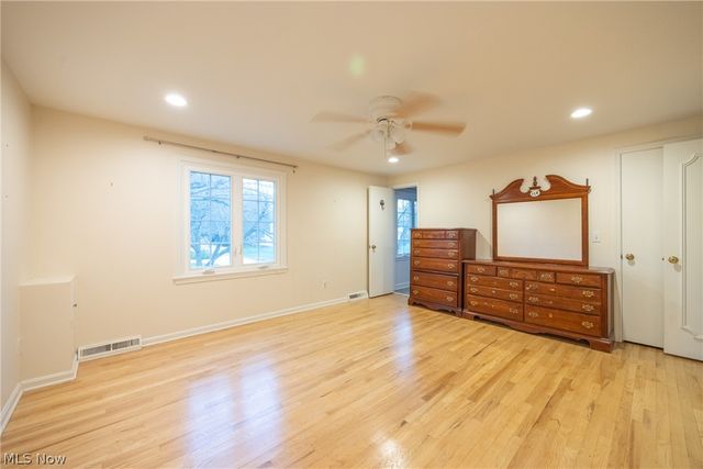 3475 Rolling Hills Drive, Pepper Pike, OH 44124