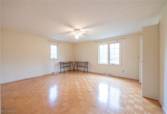 3475 Rolling Hills Drive, Pepper Pike, OH 44124