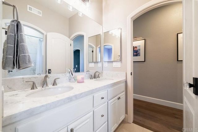 2361 Old Ranch Rd, Escondido, CA 92027
