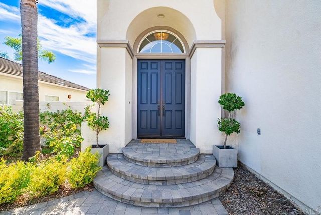 2361 Old Ranch Rd, Escondido, CA 92027