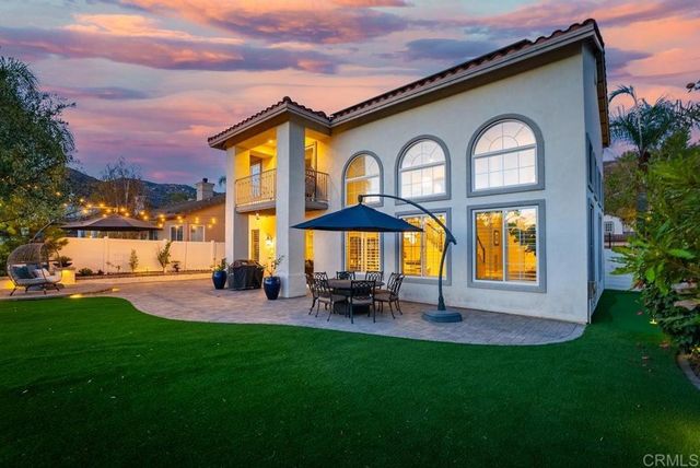 2361 Old Ranch Rd, Escondido, CA 92027