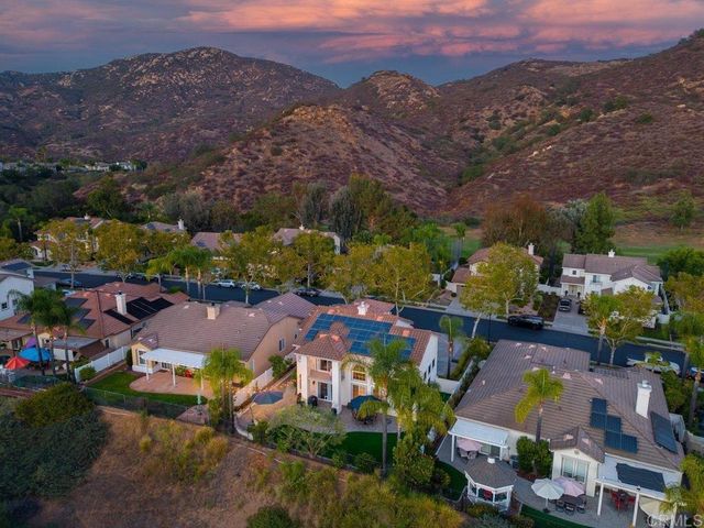 2361 Old Ranch Rd, Escondido, CA 92027