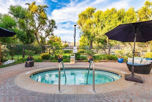 2361 Old Ranch Rd, Escondido, CA 92027