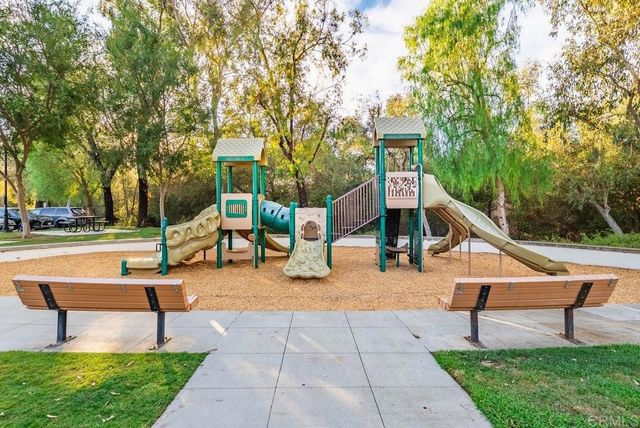 2361 Old Ranch Rd, Escondido, CA 92027