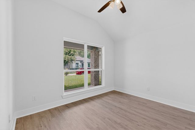 1615 Jones Street, Greenville, TX 75401