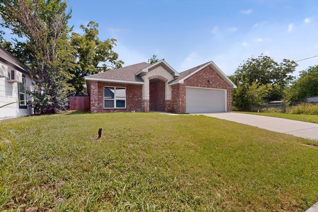 1615 Jones Street, Greenville, TX 75401