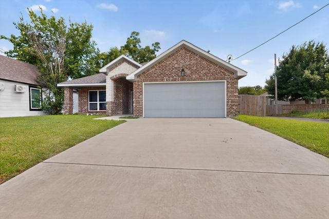 1615 Jones Street, Greenville, TX 75401