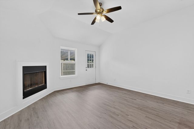1615 Jones Street, Greenville, TX 75401