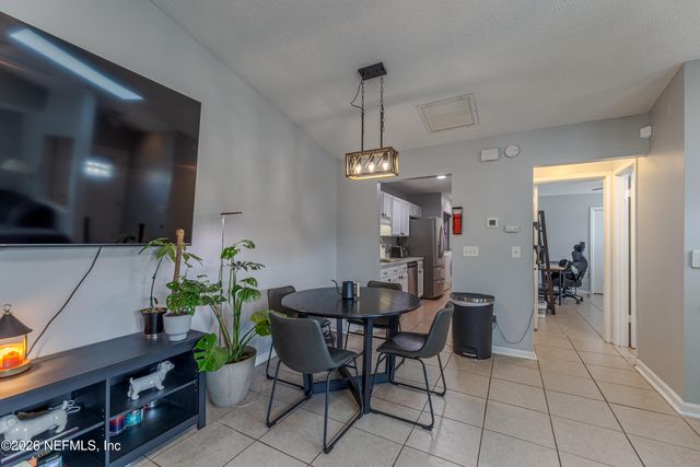 3801 WINDRIDGE Court, Jacksonville, FL 32257