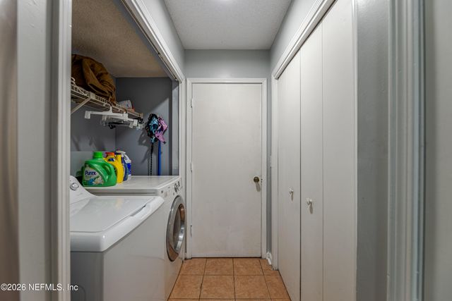 3801 WINDRIDGE Court, Jacksonville, FL 32257