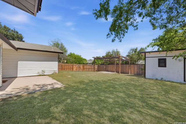 4350 Eagle Nest, San Antonio, TX 78233