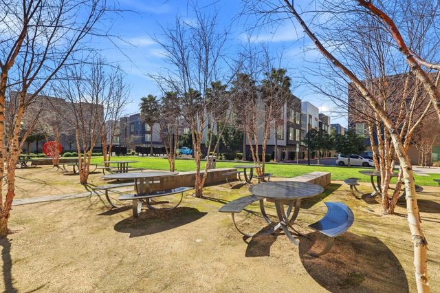 460 Montague Expressway 40, Milpitas, CA 95035