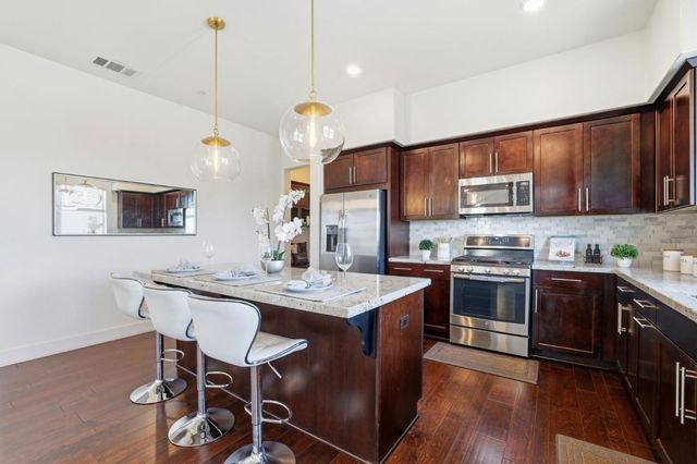 460 Montague Expressway 40, Milpitas, CA 95035