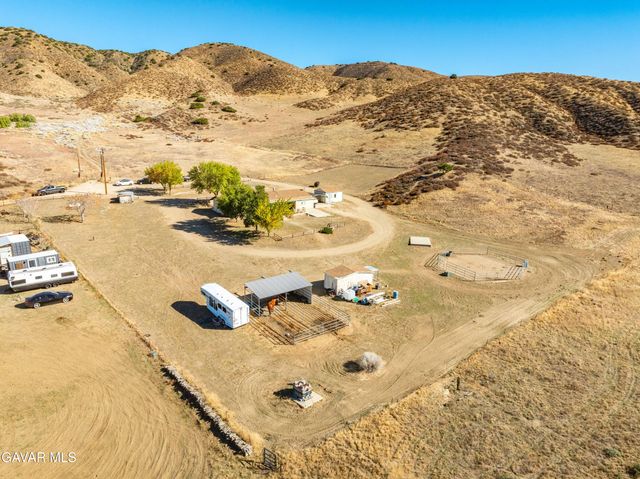 8206 Calva Street, Leona Valley, CA 93551