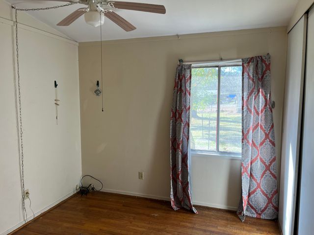 922 Kings Rd, Leesville, LA 71446